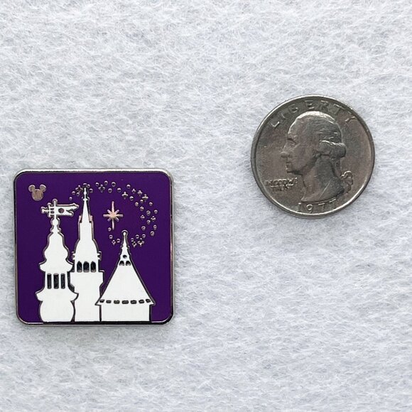 🔮‎ 5/$25 Disney Shanghai Disneyland Fantasyland Castle Pin - Picture 2 of 3
